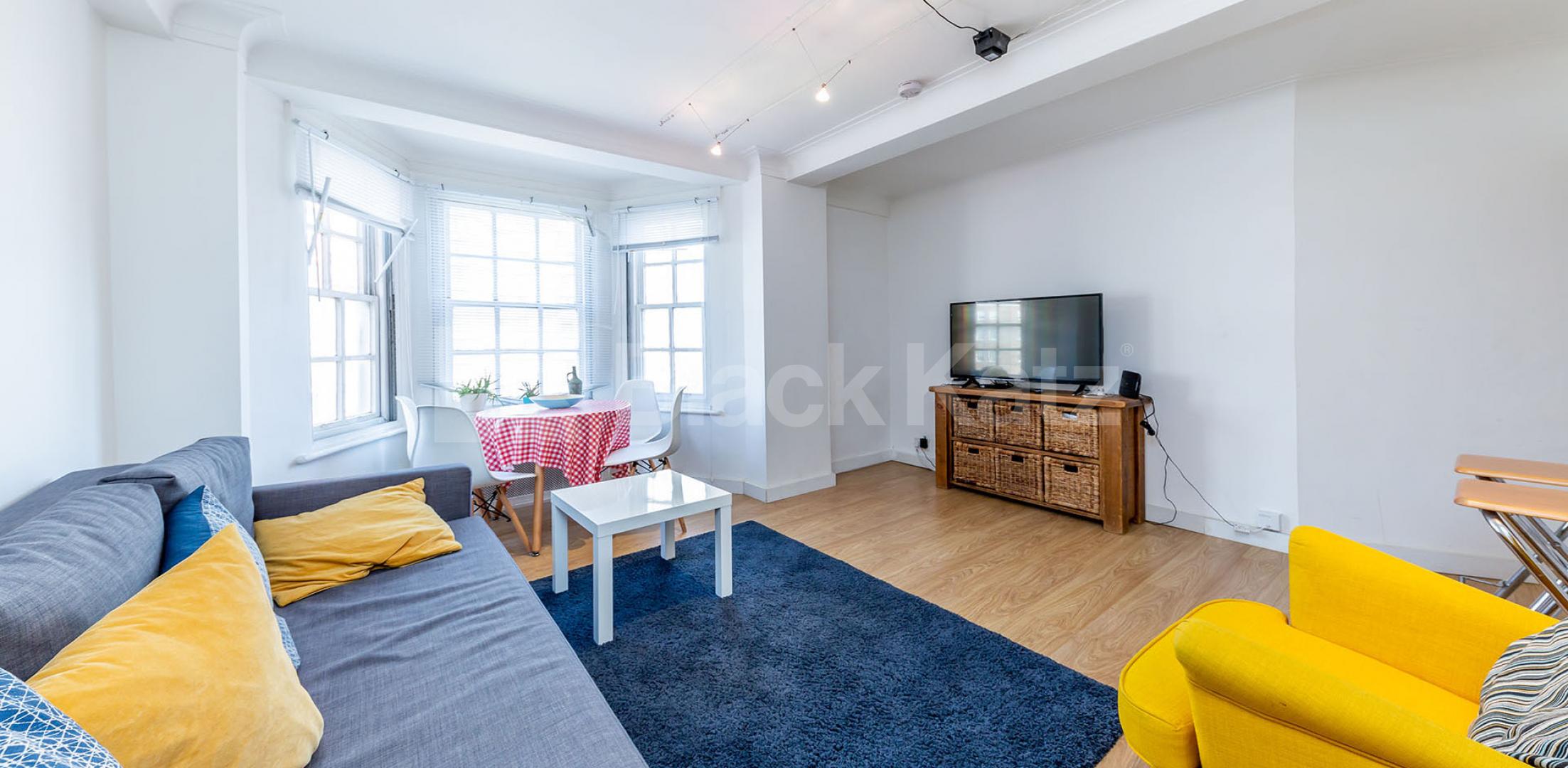 Comfortably furnished bedrooms 1 Bedroom, Furnished Flat in Park West